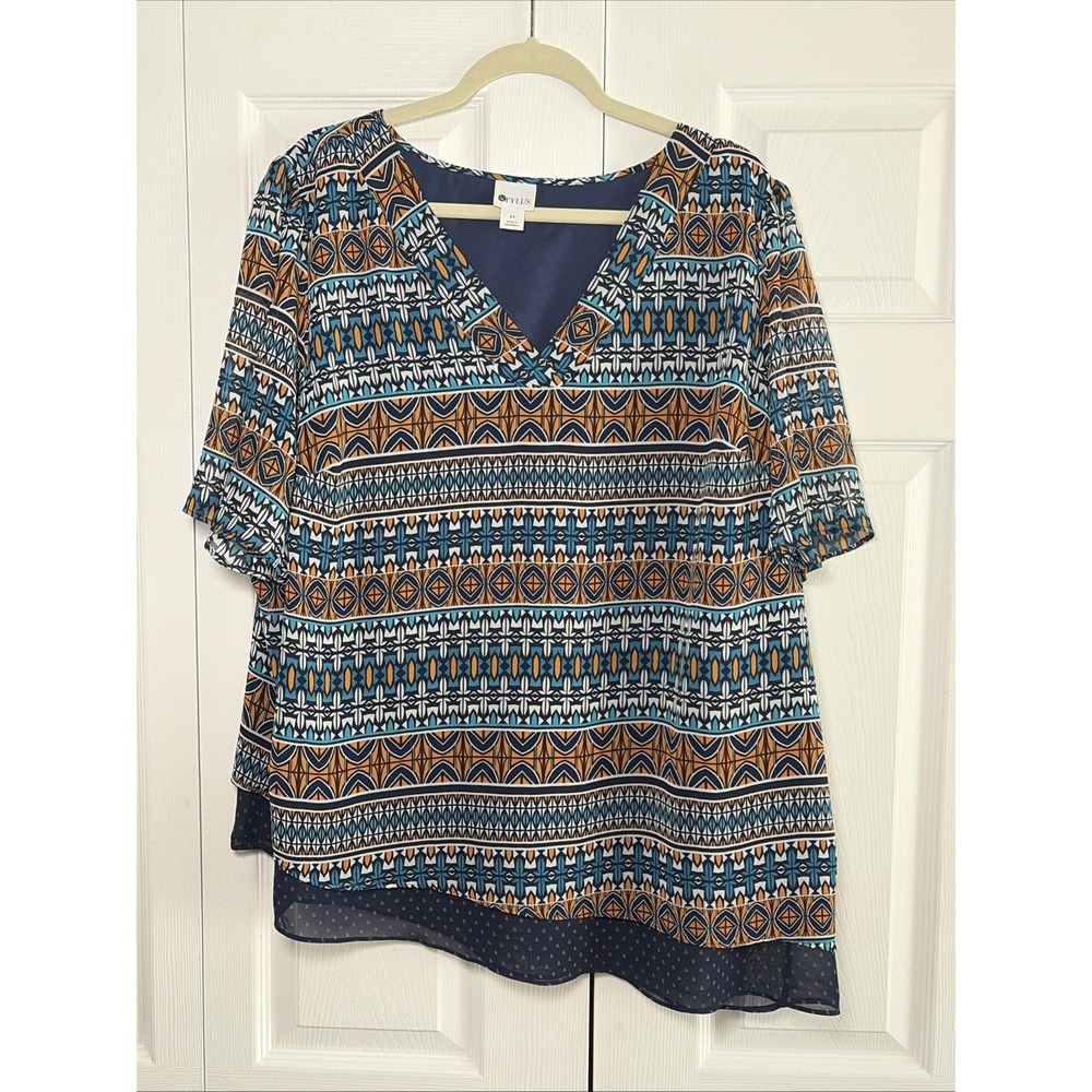 Stylus Geometric V-Neck Asymmetrical Top Womens Size 2X Blue Boho Vibrant
